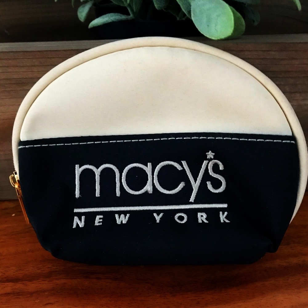 Macy’s small wallet
